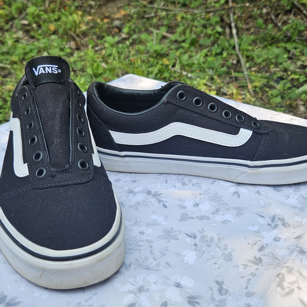 Vans Lace Up Black Canvas Women's Size 7